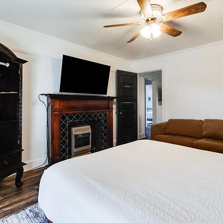 Lafayette At Your Doorstep, Private Rm Extérieur photo