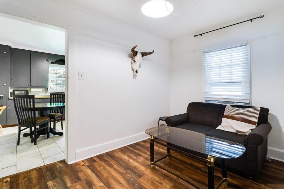 Lafayette At Your Doorstep, Private Rm Extérieur photo